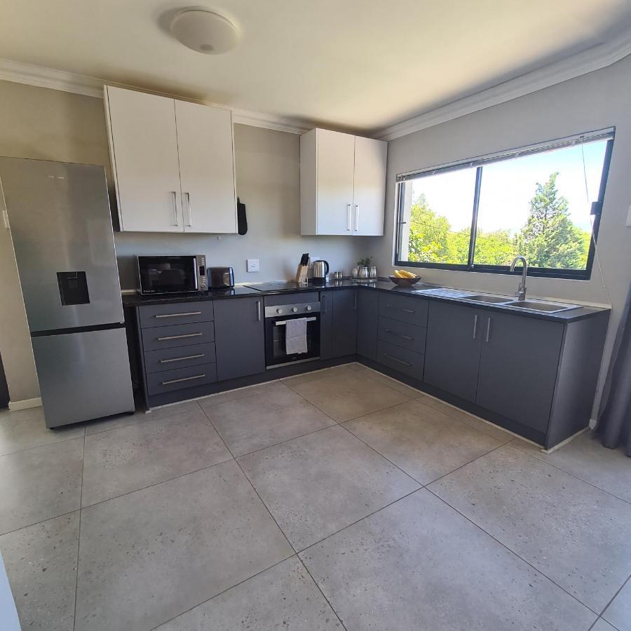 Clarens Escape Apartment Bagian luar foto