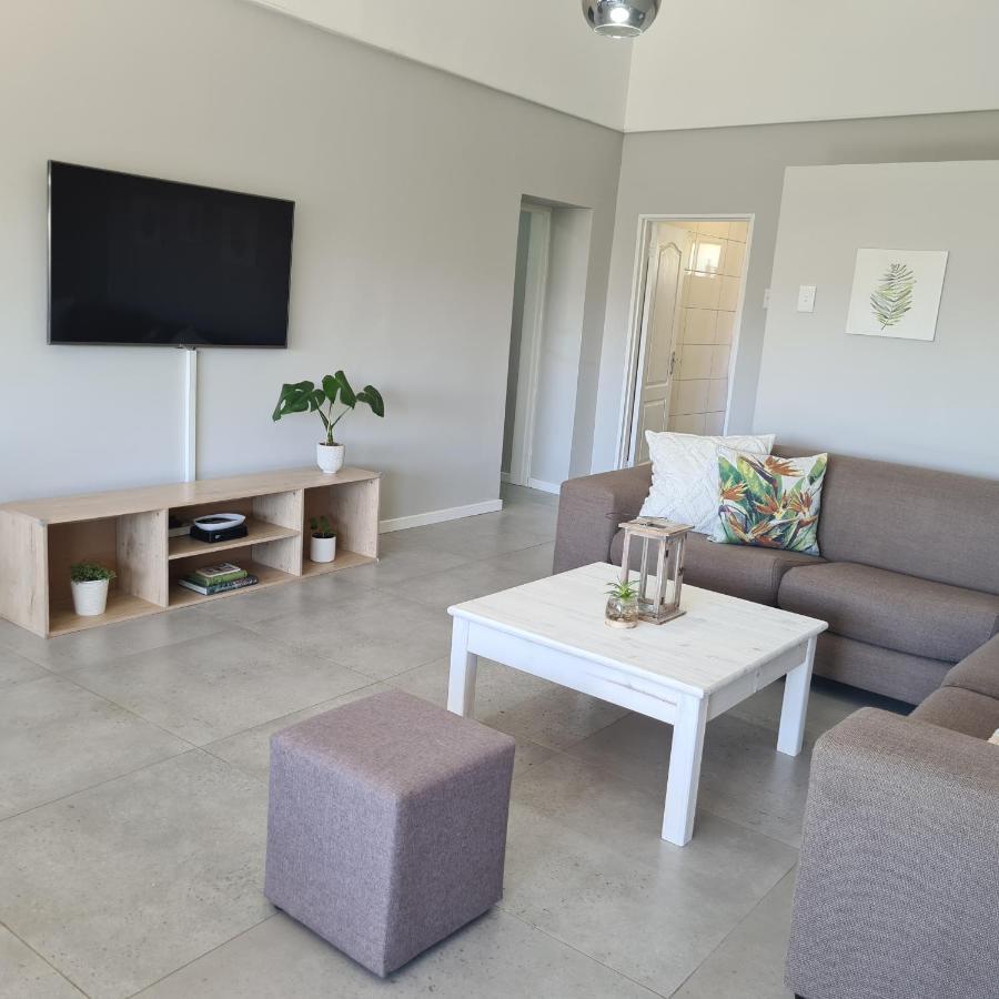Clarens Escape Apartment Bagian luar foto