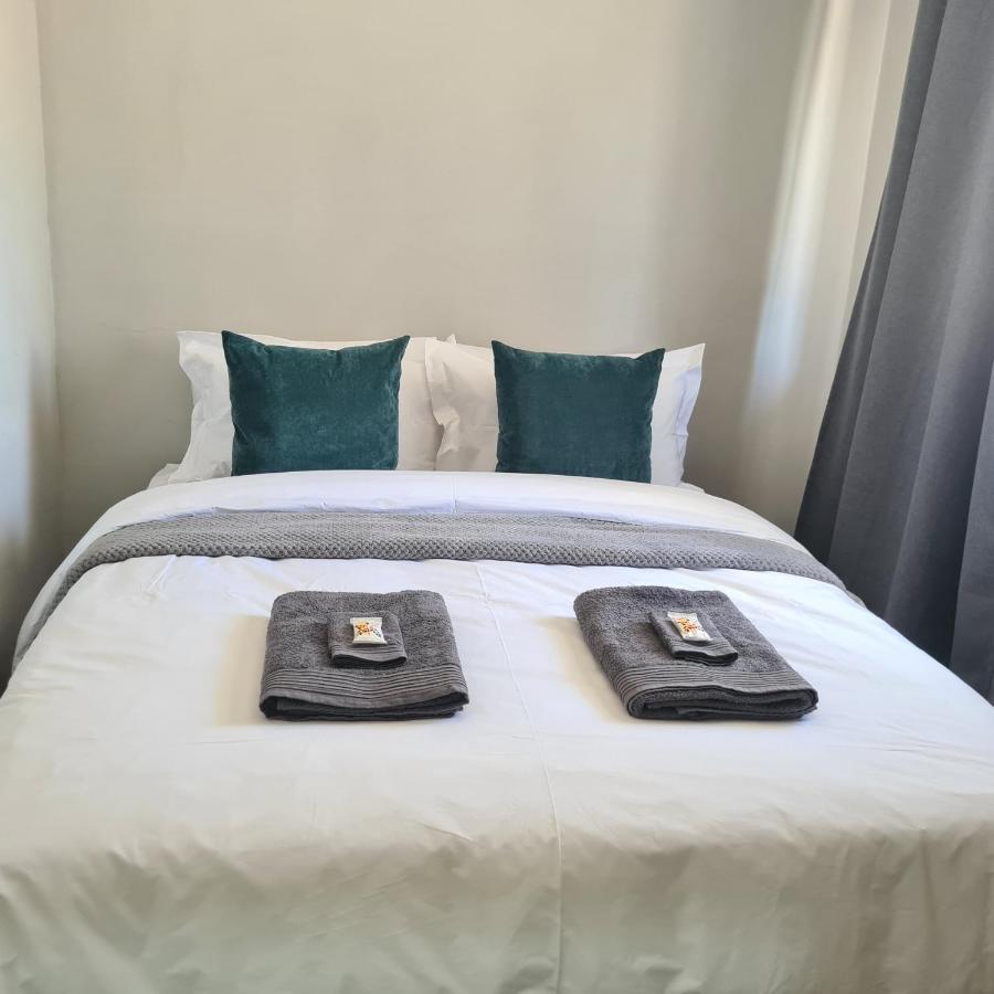 Clarens Escape Apartment Bagian luar foto